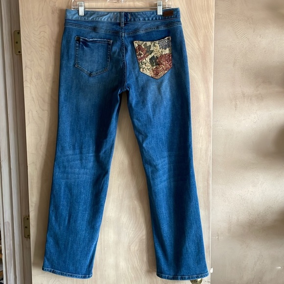 Sundance Women’s Wyatt Tapestry Blue Jeans size 30 - Picture 6 of 8
